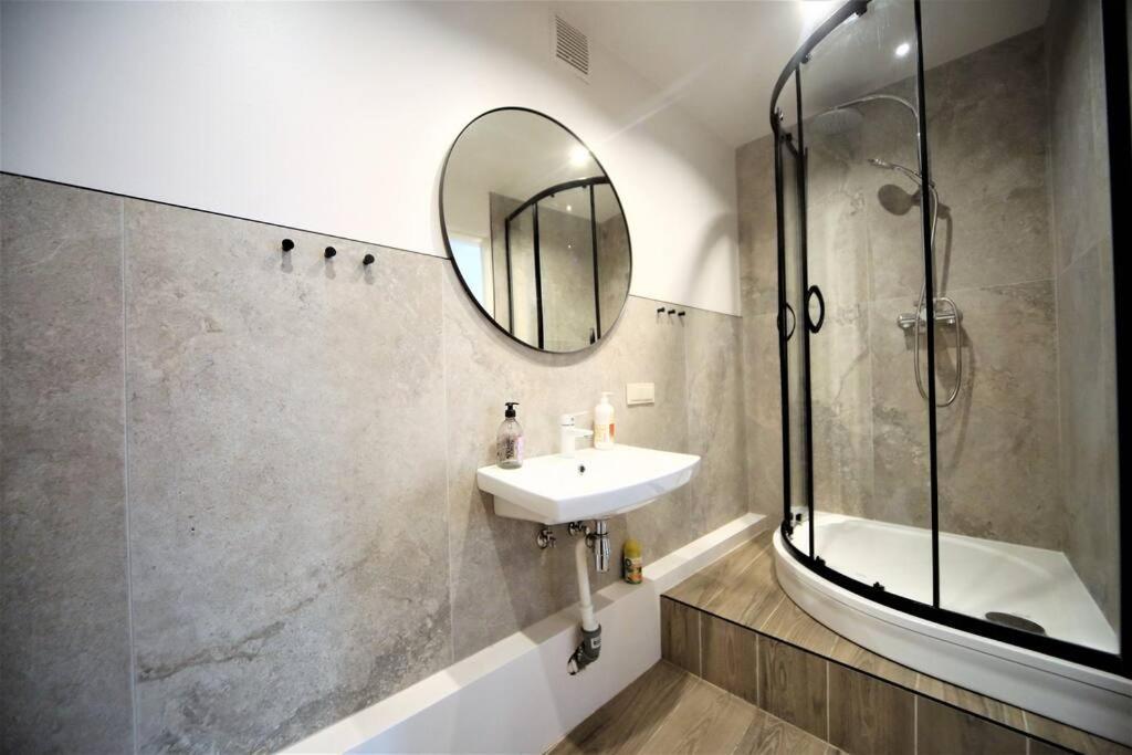 Two Bedroom / Old Town With Private Terrace Рига Екстериор снимка