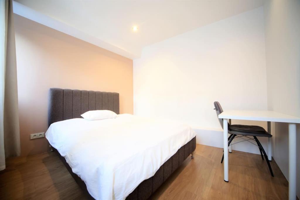 Two Bedroom / Old Town With Private Terrace Рига Екстериор снимка
